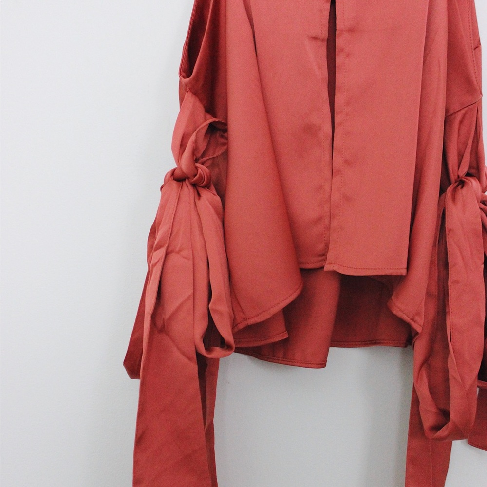 Satin rust tank top - Picture 4 of 5